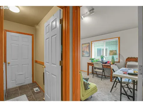 6134 SE Sigrid Street Hillsboro OR 97123