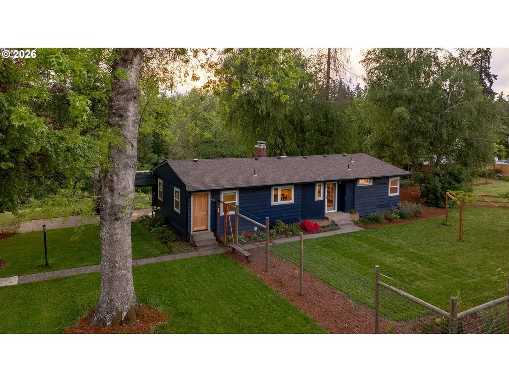 827 SW Gilson Street Mcminnville OR 97128