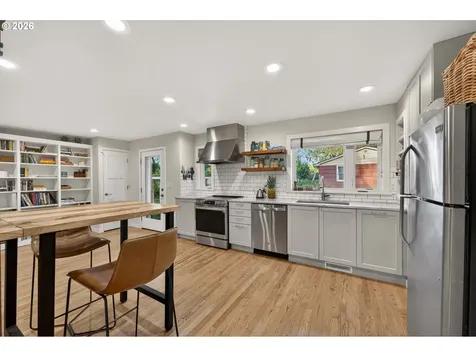 827 SW Gilson Street Mcminnville OR 97128