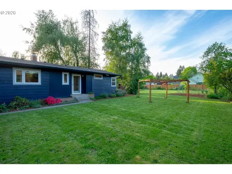 827 SW Gilson Street Mcminnville OR 97128