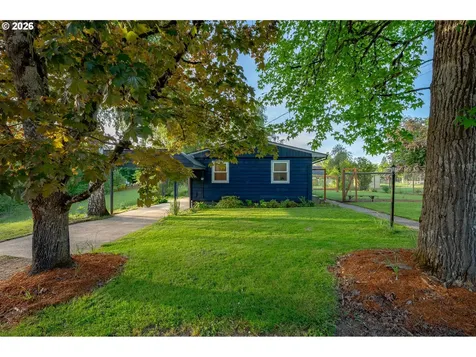 827 SW Gilson Street Mcminnville OR 97128