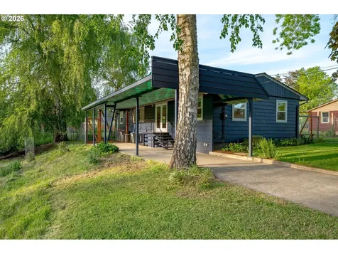 827 SW Gilson Street Mcminnville OR 97128