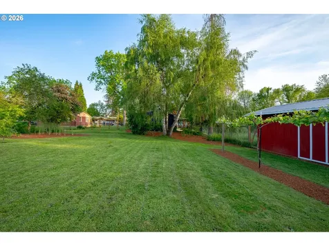 827 SW Gilson Street Mcminnville OR 97128