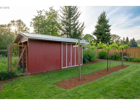 827 SW Gilson Street Mcminnville OR 97128