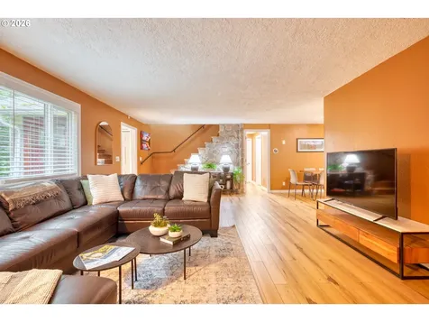 69437 E Vine Maple Drive Rhododendron OR 97049