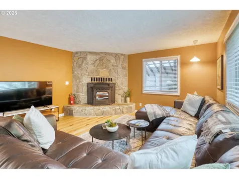 69437 E Vine Maple Drive Rhododendron OR 97049