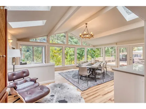 69437 E Vine Maple Drive Rhododendron OR 97049