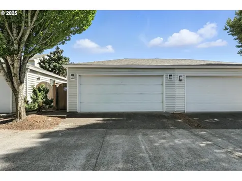 14343 SE Oregon Trail Drive Clackamas OR 97015