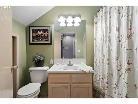 14343 SE Oregon Trail Drive Clackamas OR 97015