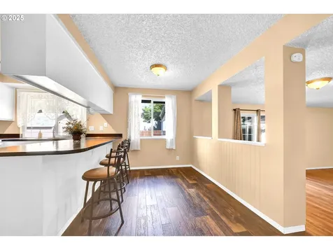 523 65th Street Springfield OR 97478