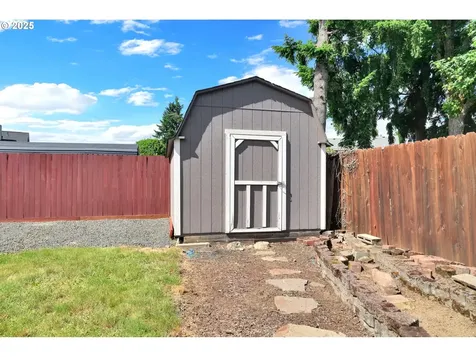 523 65th Street Springfield OR 97478
