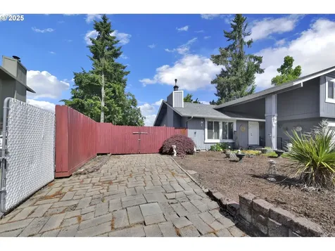 523 65th Street Springfield OR 97478