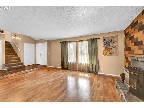 523 65th Street Springfield OR 97478