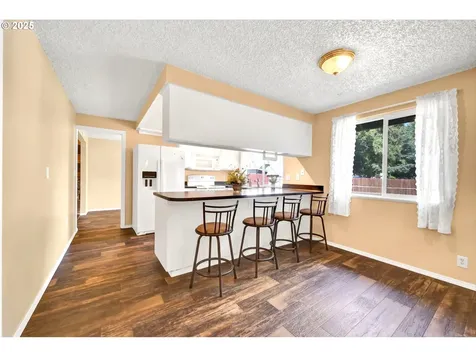 523 65th Street Springfield OR 97478