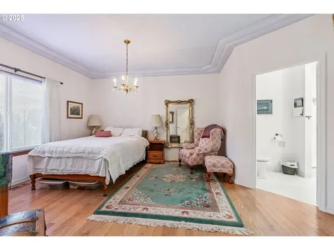 796 Street Charles Place Road Hood River OR 97031