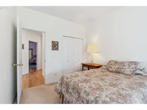 796 Street Charles Place Road Hood River OR 97031