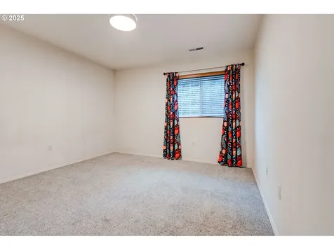 1117 N Winchell Street Portland OR 97217