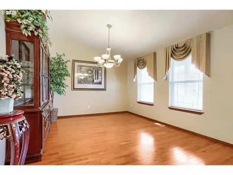 428 SE 10th Street Troutdale OR 97060