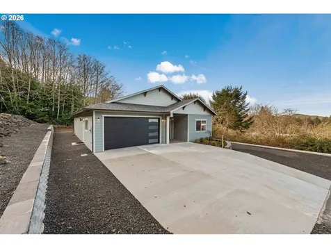 905 Bellevue Drive Reedsport OR 97467