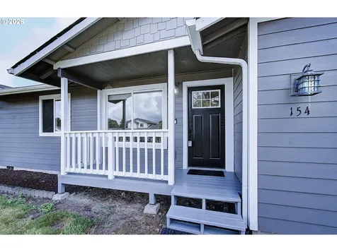 154 Greystone Road Kalama WA 98625