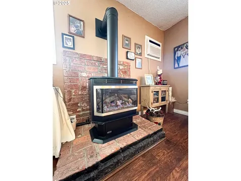 1225 B Street Fossil OR 97830