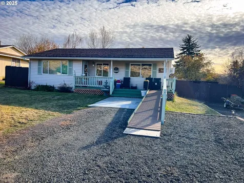 1225 B Street Fossil OR 97830