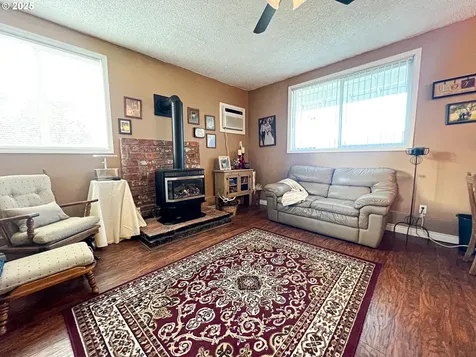 1225 B Street Fossil OR 97830
