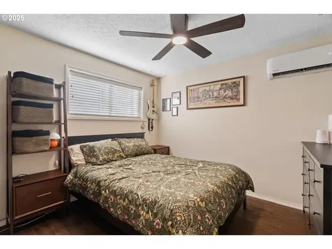12718 SE Knapp Street Portland OR 97236