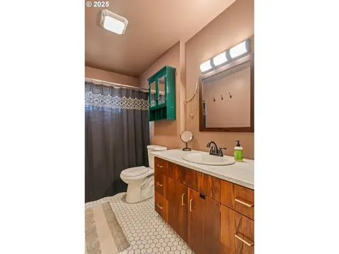 12718 SE Knapp Street Portland OR 97236
