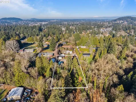 12718 SE Knapp Street Portland OR 97236