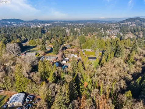 12718 SE Knapp Street Portland OR 97236