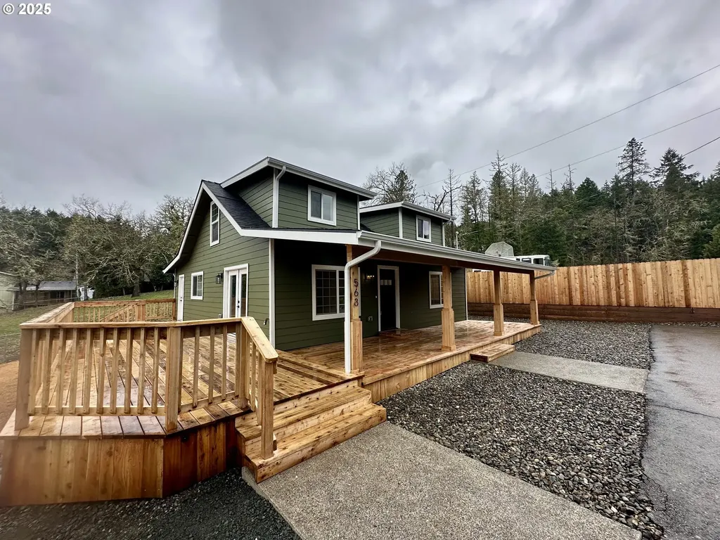 563 Oak Terrace Sutherlin OR 97479