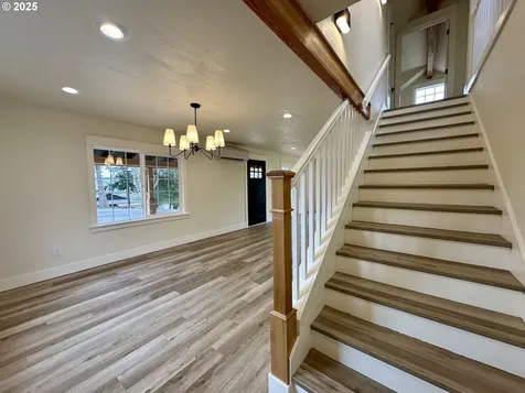 563 Oak Terrace Sutherlin OR 97479