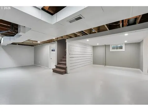 4204 NW Fir Street Vancouver WA 98660