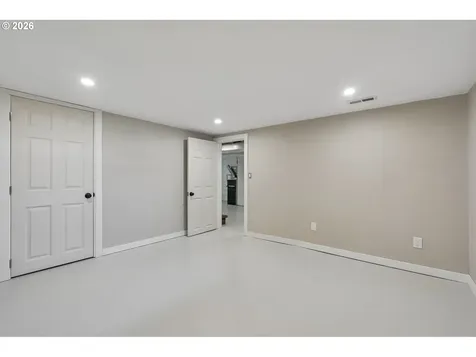 4204 NW Fir Street Vancouver WA 98660