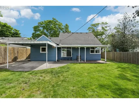 4204 NW Fir Street Vancouver WA 98660