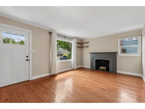 4204 NW Fir Street Vancouver WA 98660