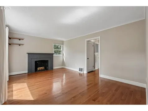 4204 NW Fir Street Vancouver WA 98660