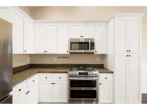 1078 SW Coral Street Junction City OR 97448