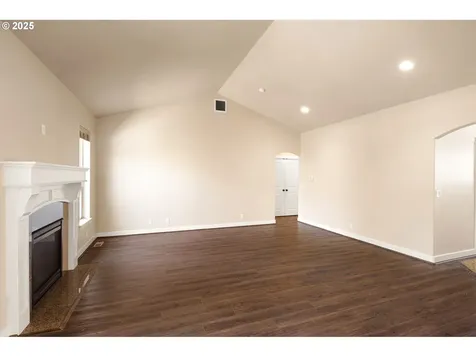 1078 SW Coral Street Junction City OR 97448