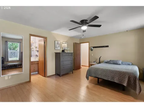 1327 G Street Washougal WA 98671