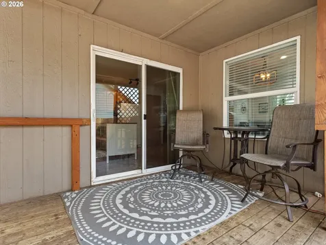 1327 G Street Washougal WA 98671