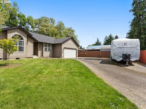 1327 G Street Washougal WA 98671