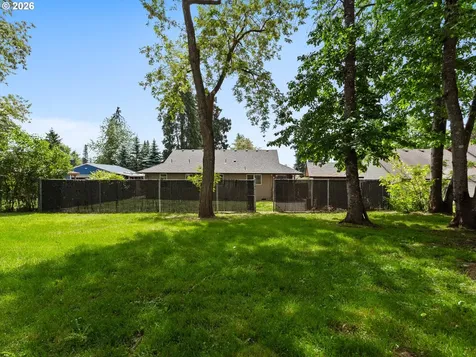1327 G Street Washougal WA 98671