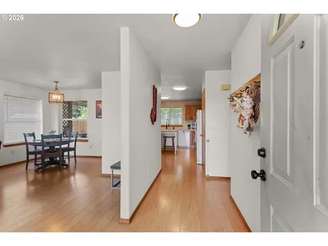 1327 G Street Washougal WA 98671