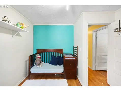 7645 SE Henderson Street Portland OR 97206