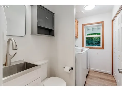 4606 SW Martha Street Portland OR 97221