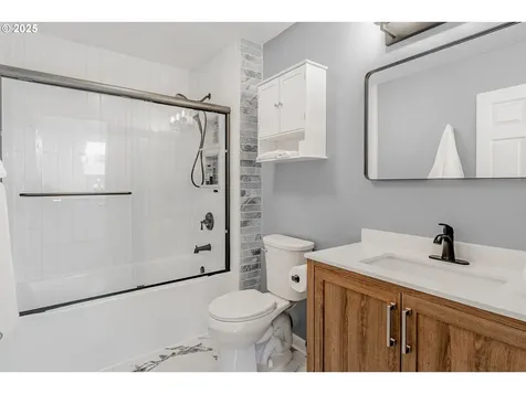 4606 SW Martha Street Portland OR 97221