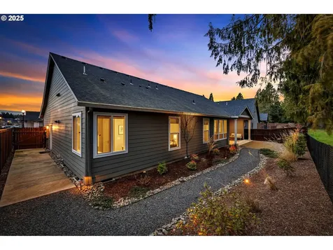 1718 SE 40th Street Brush Prairie WA 98606