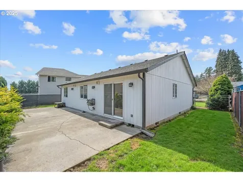 260 7th Court Washougal WA 98671